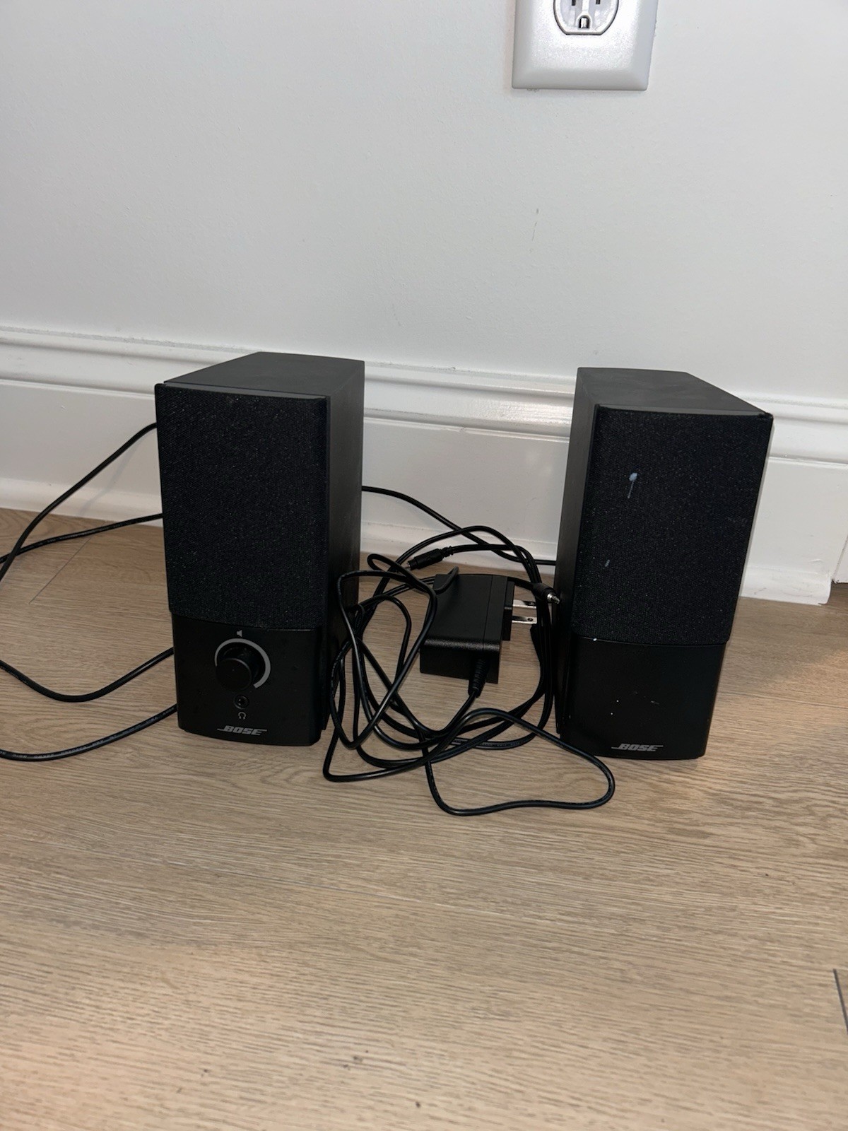 Bose Companion® 2 Series III multimedia speaker system