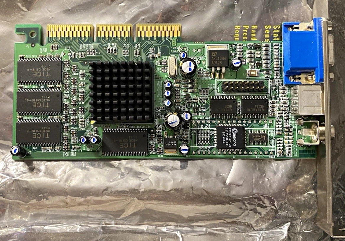 ATI Radeon 7000 64MB AGP Graphics Card SDRAM VGA S-Video Composite TV Out