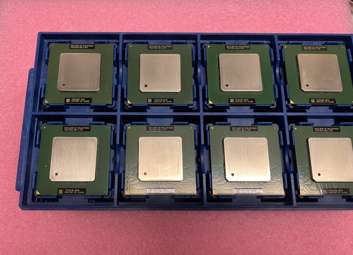 Intel Vintage Pentium III 1.13GHz CPU Socket 370 Gold Pin RK80530KZ006512 SL5GQ