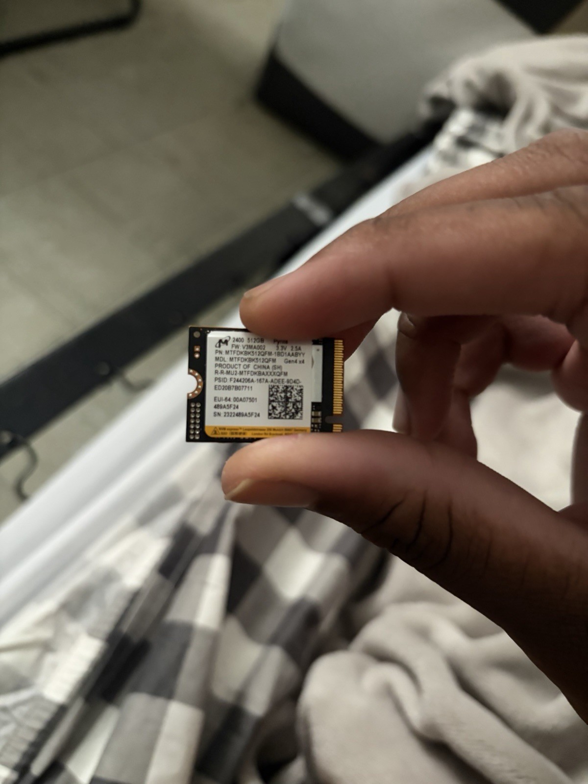 Micron 2400 2230 Gen4 512gb