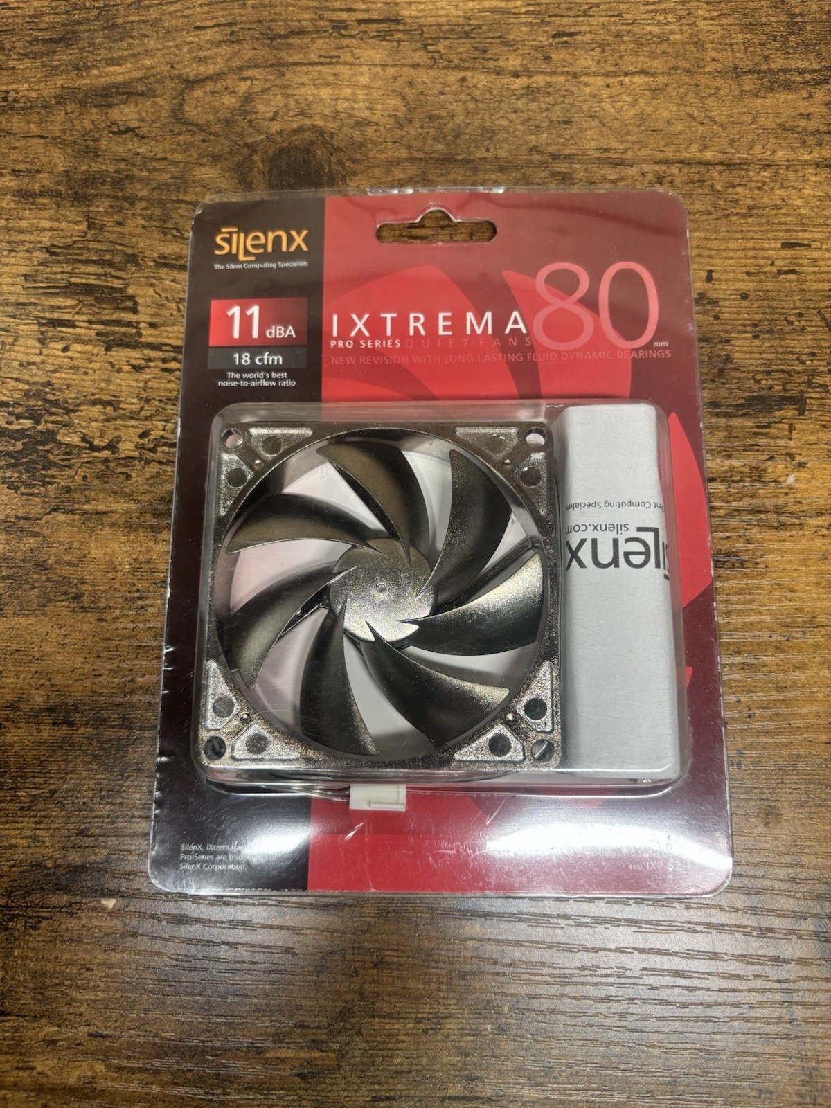 SilenX IXP-52-11 80 x 15 mm. iXtrema Pro 11DBA 18CFM Fan