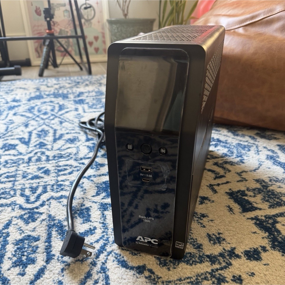 APC 1500VA UPS Battery Backup & Surge Protector