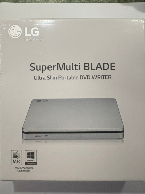 LG Super Multi Blade Ultra Slim Portable DVD Writer AP70NS50 New in sealed box