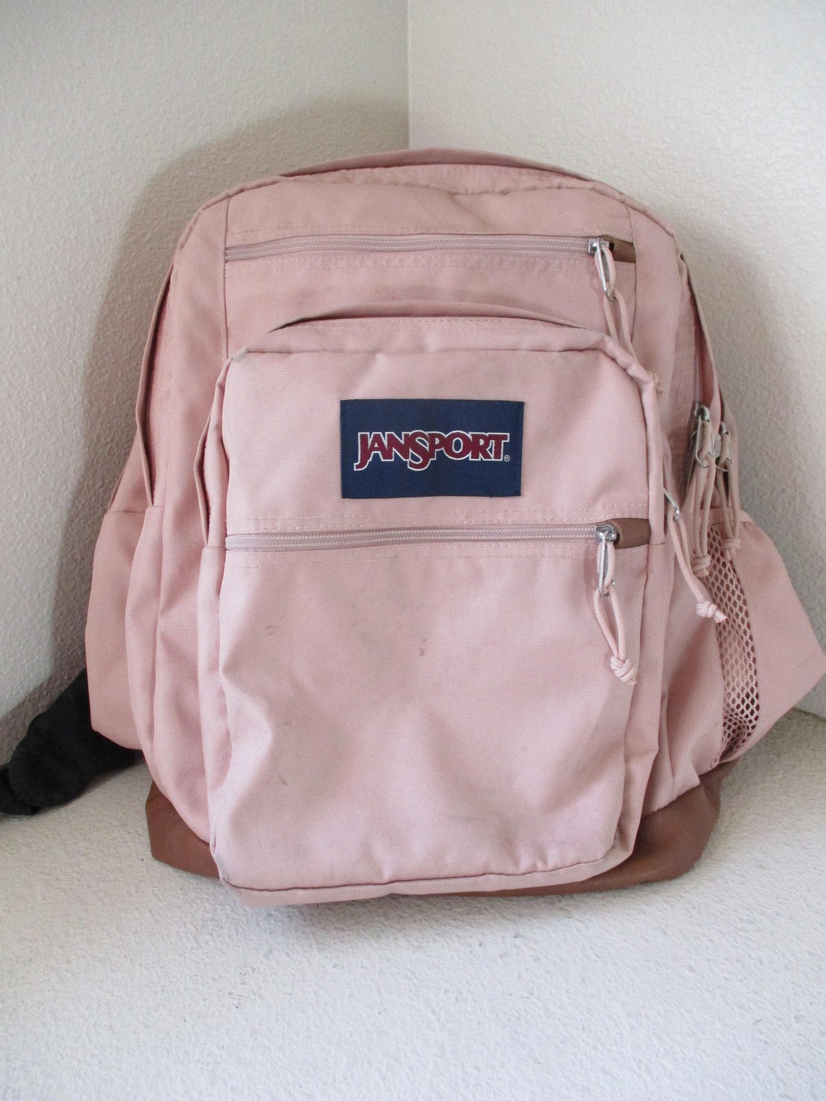 JanSport Cool Student Pink Laptop Backpack Padded 17in School Bag Bottle Pouch