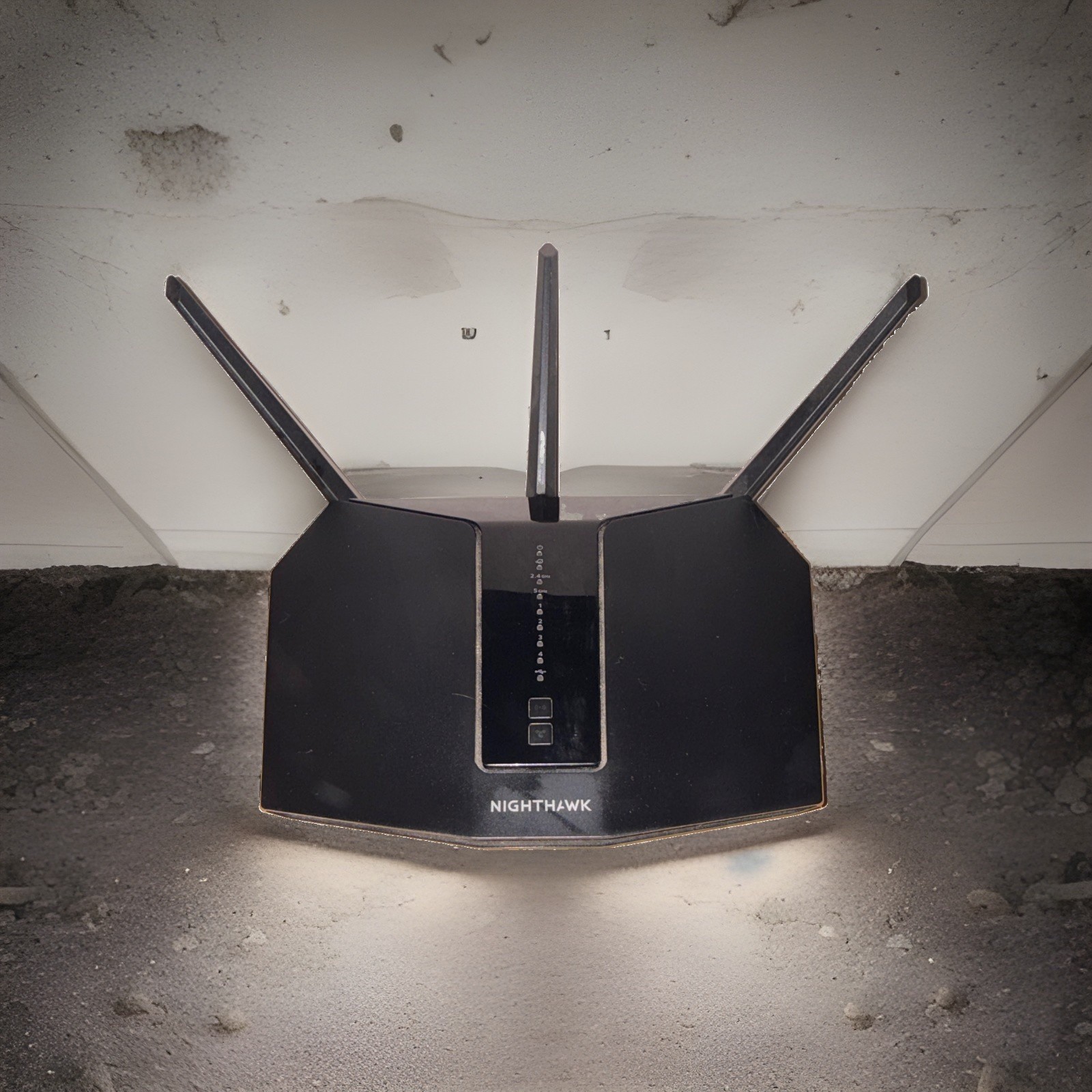 NETGEAR Nighthawk AX2400 Dual-Band 5-Stream WiFi Router RAX29 Black