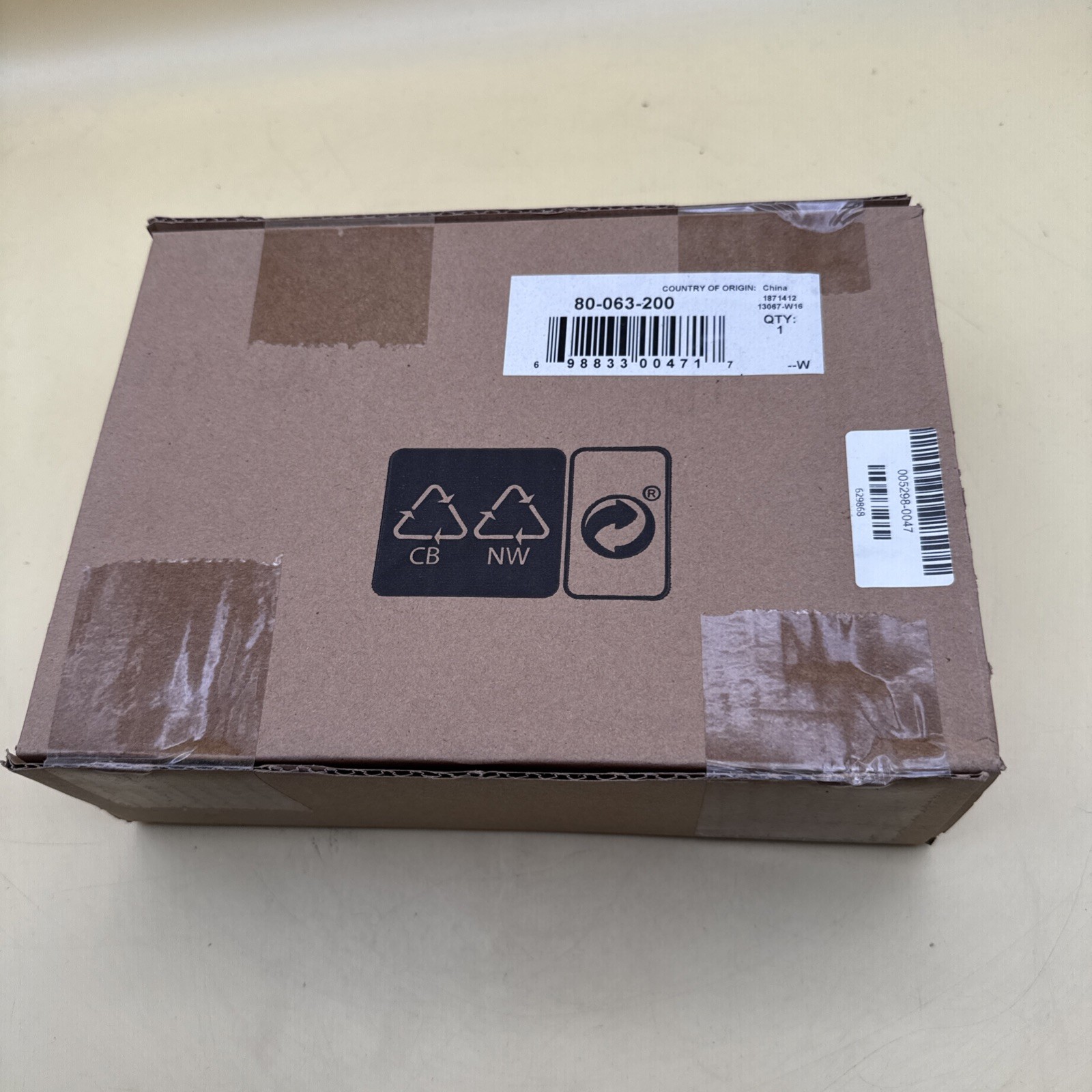 New Sealed Ergotron Vertical Small 50LB CPU Holder 80-063-200