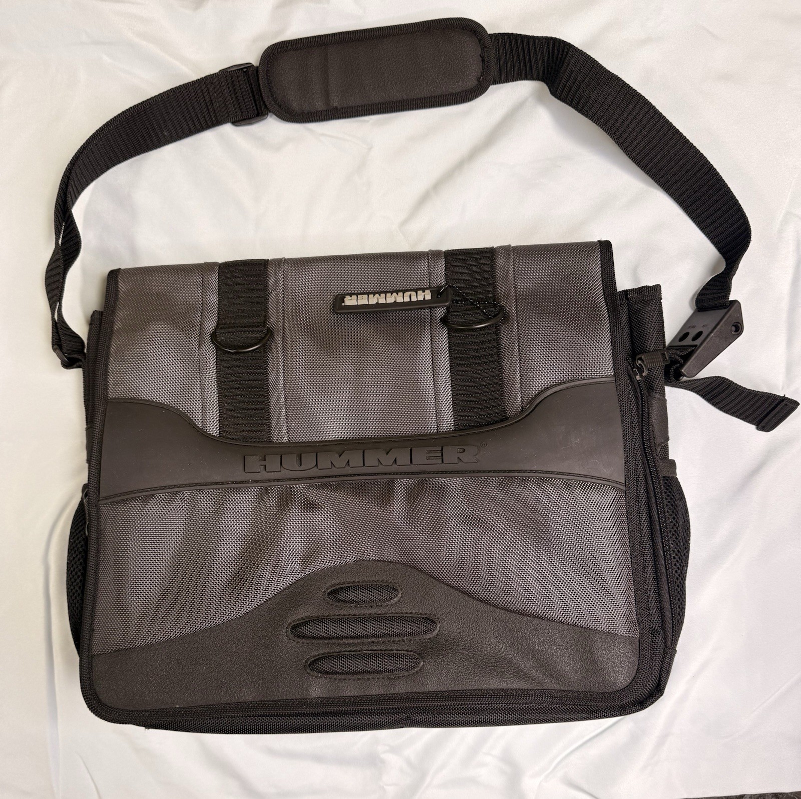 HUMMER Messenger Bag Laptop Briefcase Shoulder Bag Gray Black Padded 18”