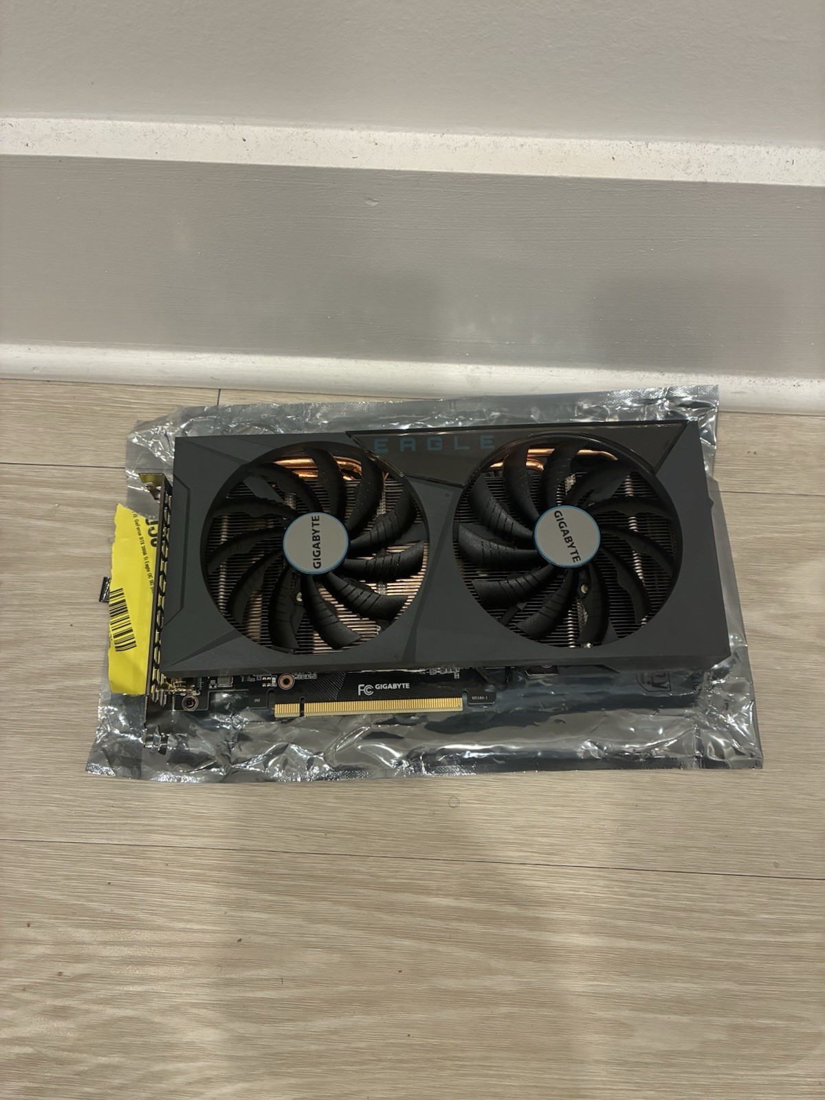 Gigabyte GeForce RTX 3060 Eagle OC 12GB GDDR6 Graphics Card FOR PARTS