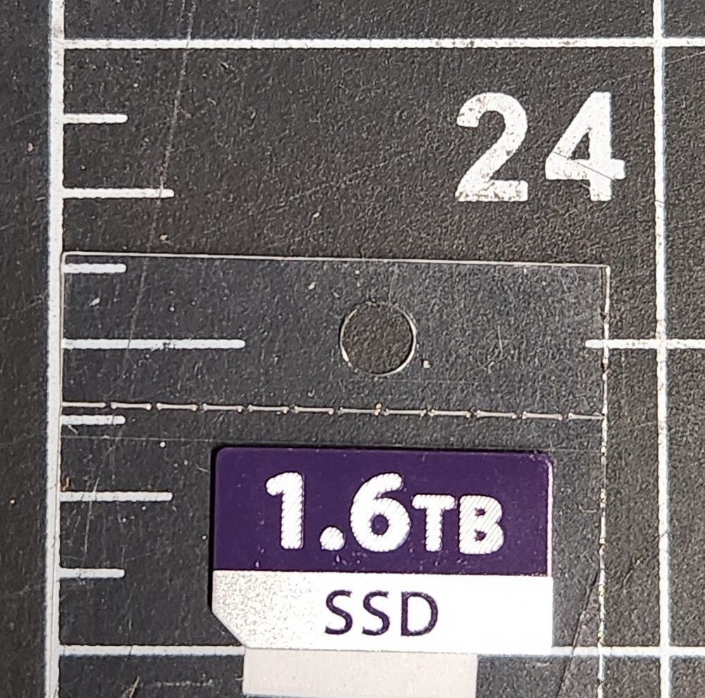 Lot / Pack of 24 Dell 1.6TB SSD Labels for PowerEdge PowerVault Compellent GKR6H