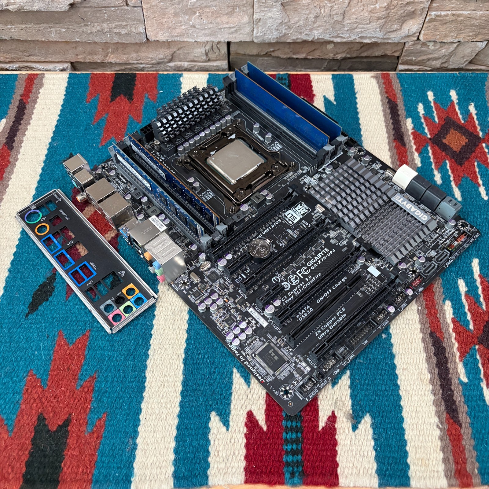 GIGABYTE X79-UP4 LGA2011 Motherboard Combo Core i7-3930K 16GB RAM TESTED