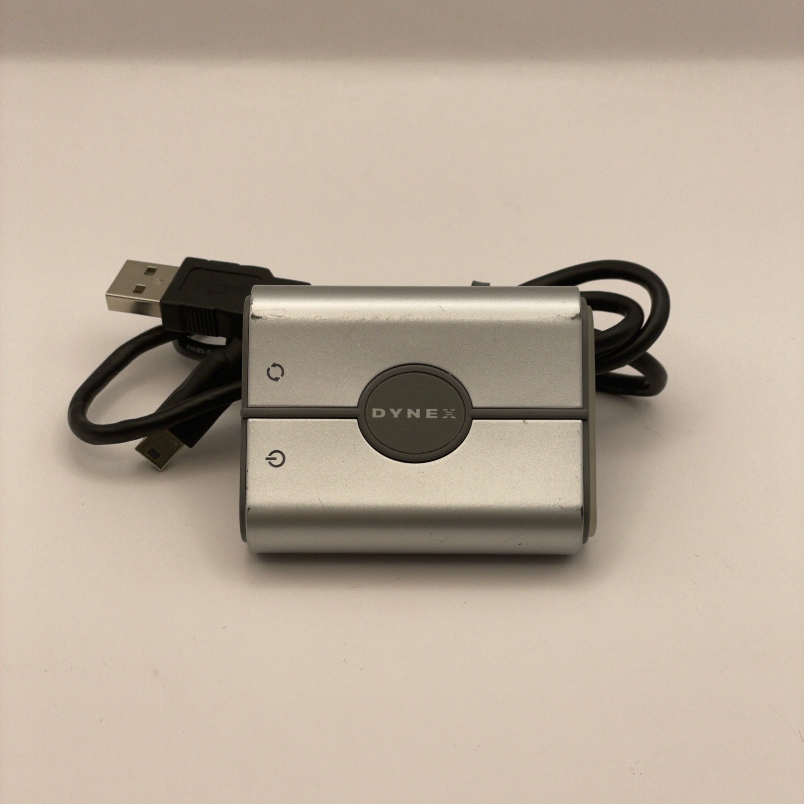 Dynex DX-CR6N1 External USB Memory Card Reader Writer for Stick Duo PRO Flash