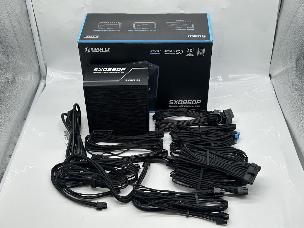 Lian Li SX0850P 850 Watt 80 Plus Platinum ATX Fully Modular Power Supply (Black)