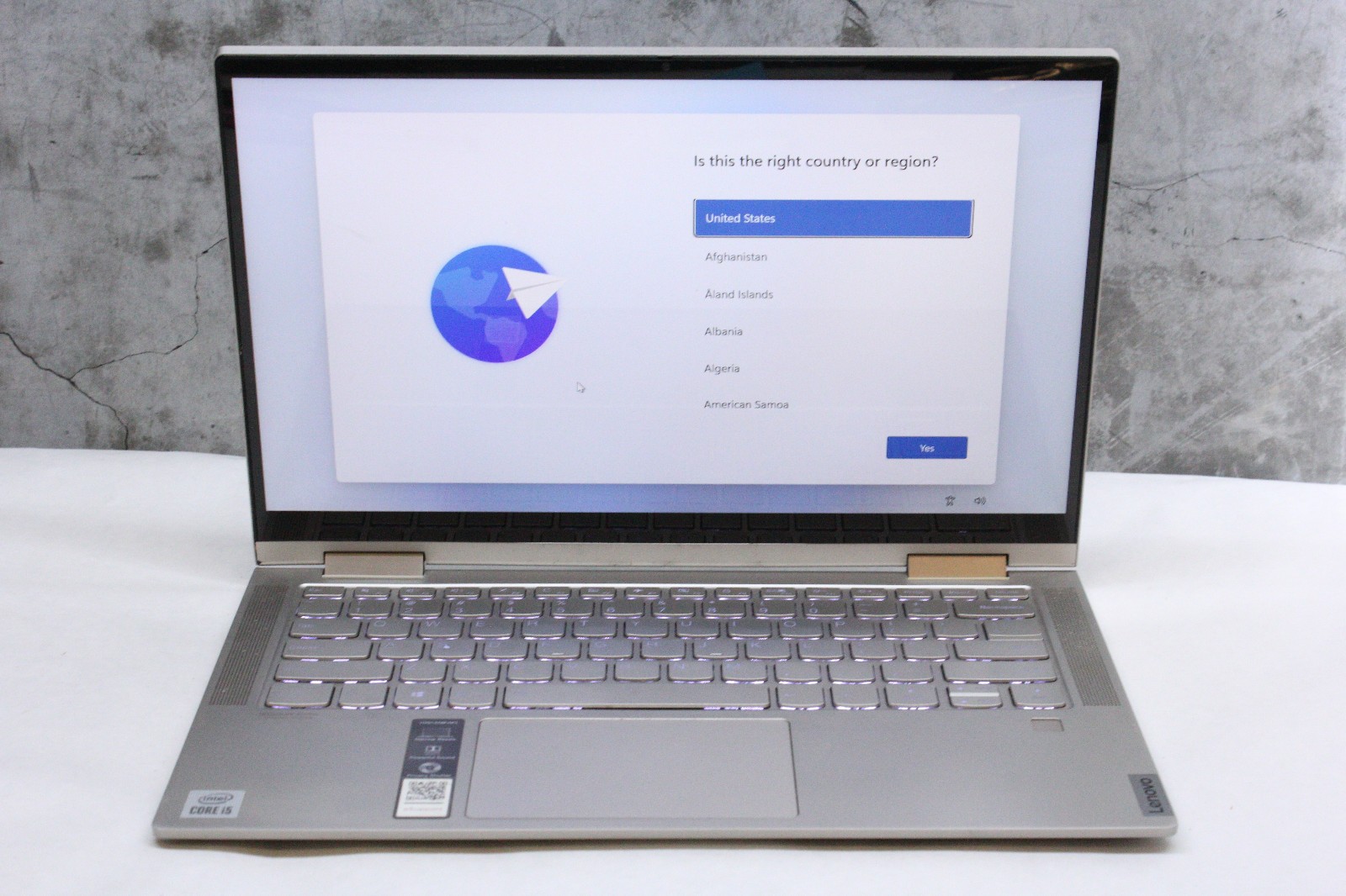 Lenovo Yoga C740-14IML *Bad KB, Grade C- Read* i5-10210U, 8GB Ram, 256GB NVMe