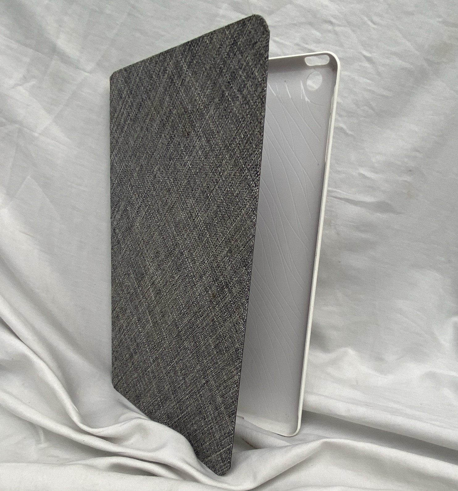 Logitech Folding Folio Tablet Case Cover Gray Fabric Purple Interior White Shell