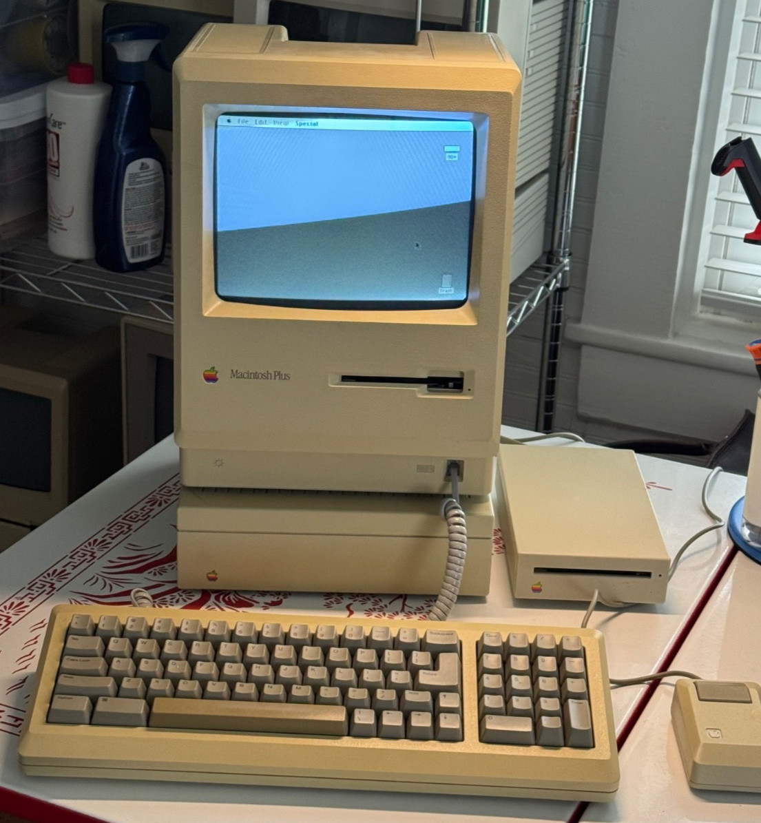 Apple Macintosh Plus – Fully Working – Keyboard, Mouse & External 800K Drive