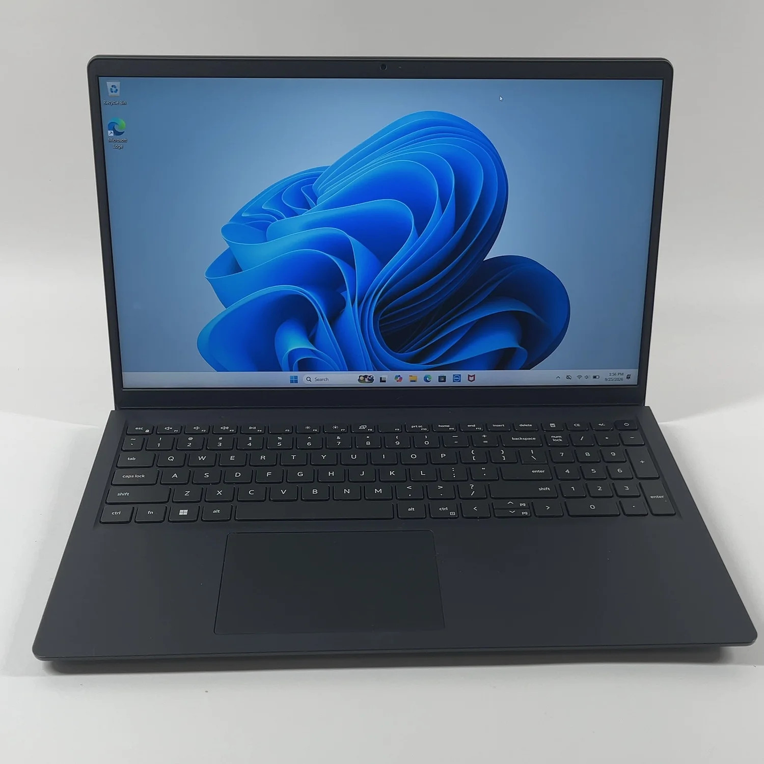 Dell Inspiron 3520 15.6" i3-1215U 1.2GHz 8GB RAM 256GB SSD