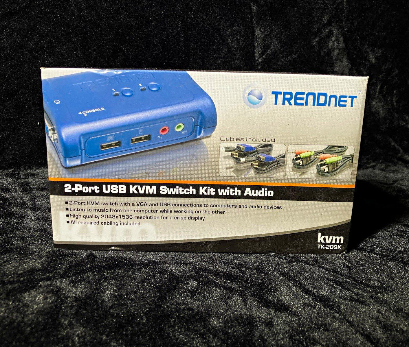 TRENDnet TK-209K 2-Port USB VGA KVM Switch Kit w/ Audio, 2 ft Cables