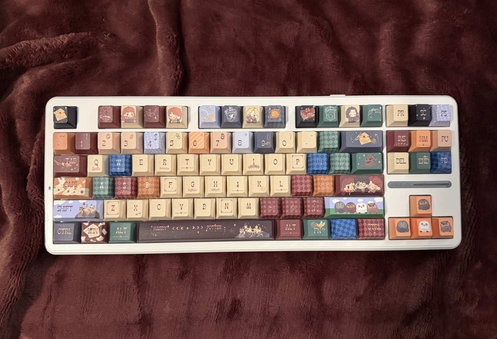 Brand New AULA F87 Mechanical Keyboard – Harry Potter Themed Keycap Set