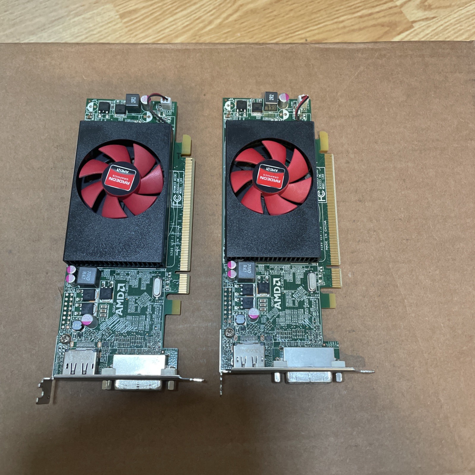 Lot of 2 AMD Radeon HD 8490 1 GB DDR3 PCIe x16 Video Card 0UGA10 C36951 DP DVI 