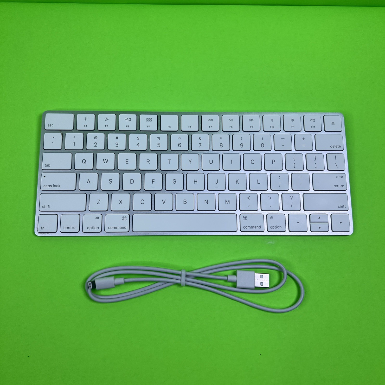 GENUINE Apple Magic Keyboard 2  A1644 + New Cable - SAME DAY SHIP - WARRANTY