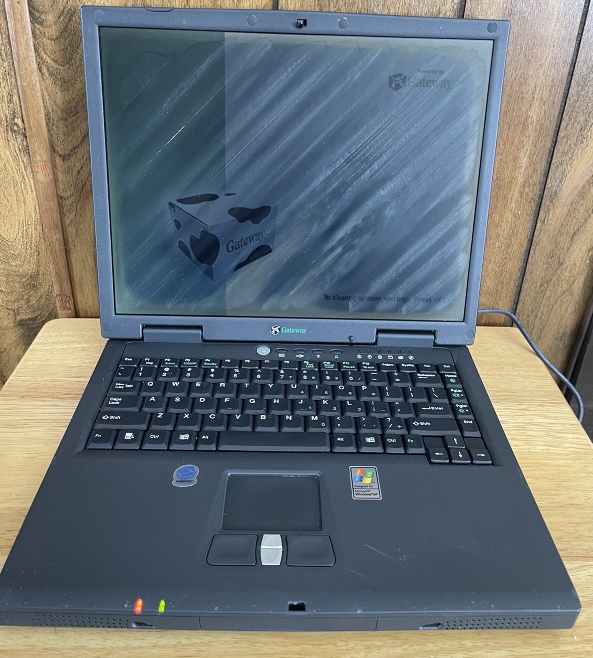 Gateway Solo 1450 Intel Celeron 1.2Ghz - For Parts Not Working - No HDD Included