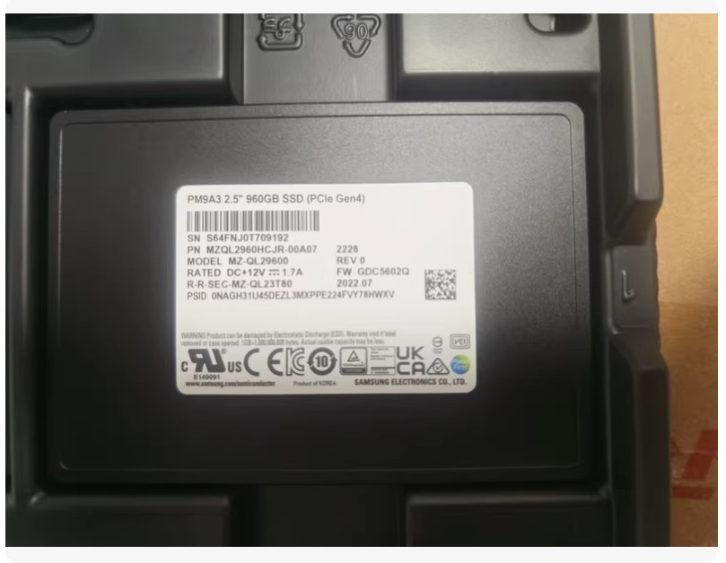 Samsung PM9A3 960GB 2.5" U.2 NVMe PCIe Gen 4 MZ-QL29600 MZQL2960HCJR-00A07