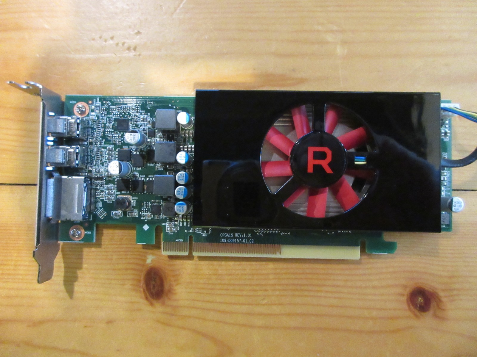 AMD Radeon RX 640 4GB GDDR5 Low Profile/SFF (Dell 6044M) 1x DP 2x Mini DP