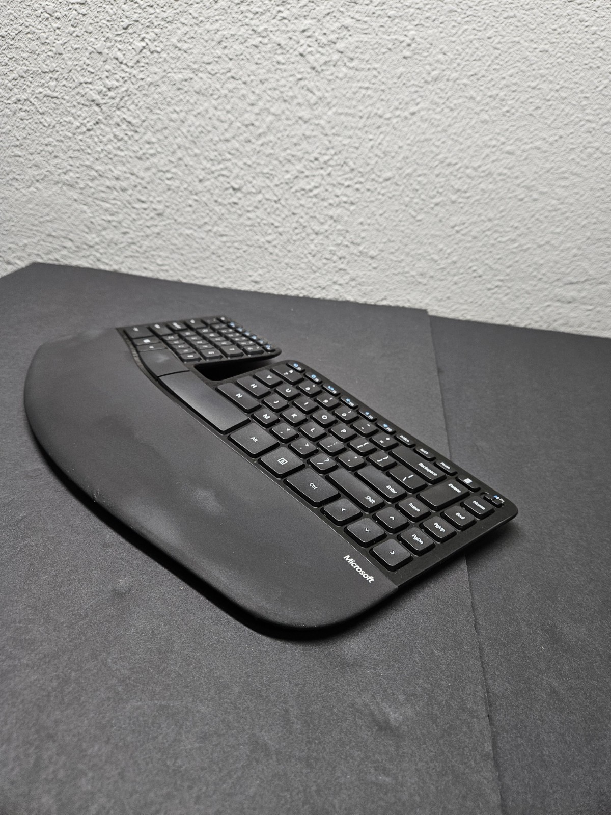 GENUINE Microsoft Sculpt Ergonomic Wireless Keyboard 1559 **NO RECEIVER/USB**
