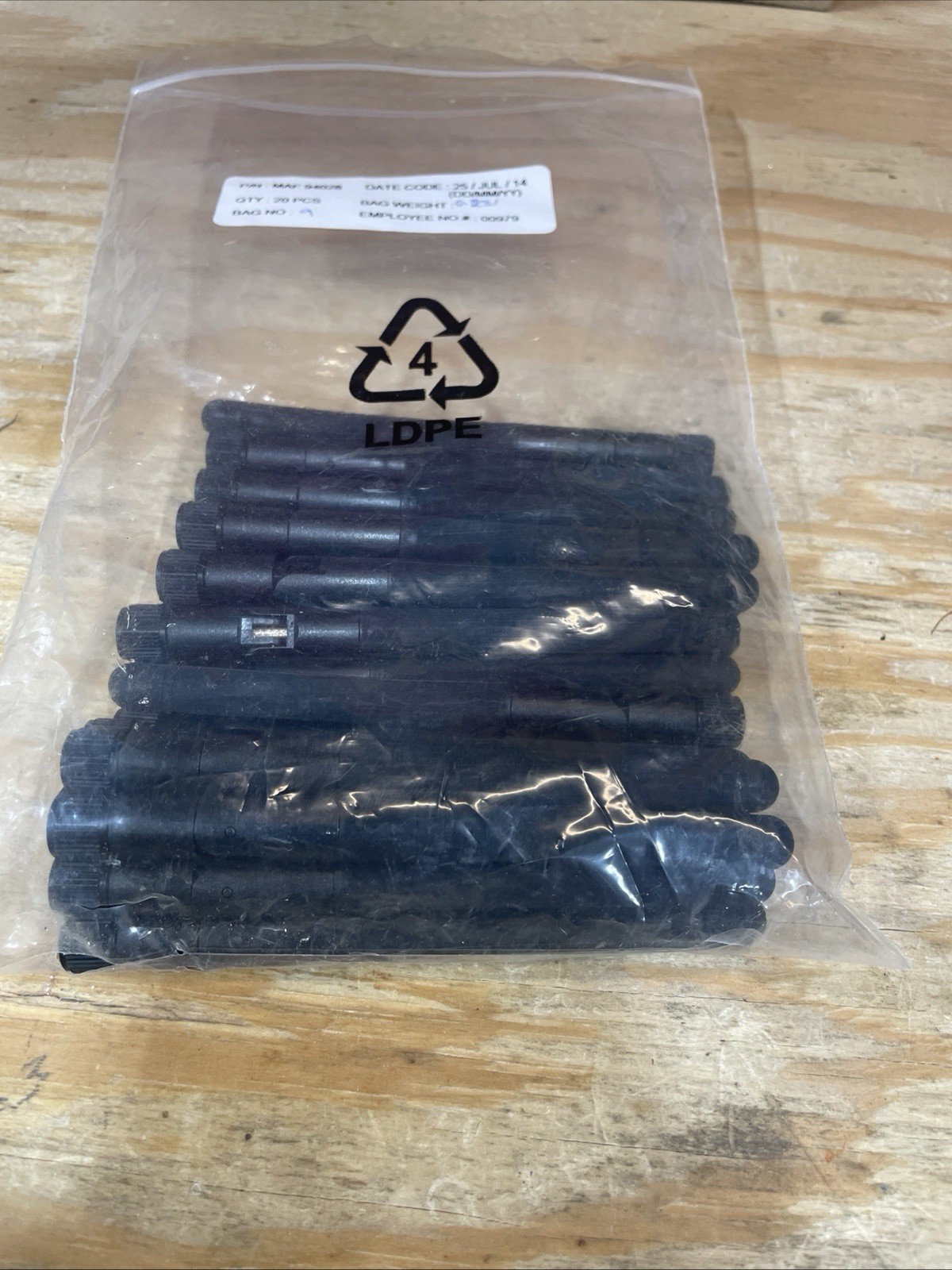 Te Connectivity MAF94028 RF ANT 2.4GHZ WHIP TILT RP-SMA Bag of 20