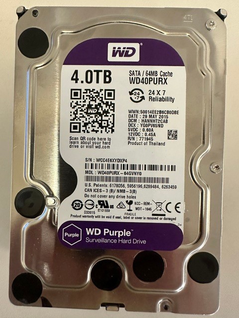 WD40PURX  4TB ( USED)  Surveillance Internal Hard Drive HDD - DEFECTIVE