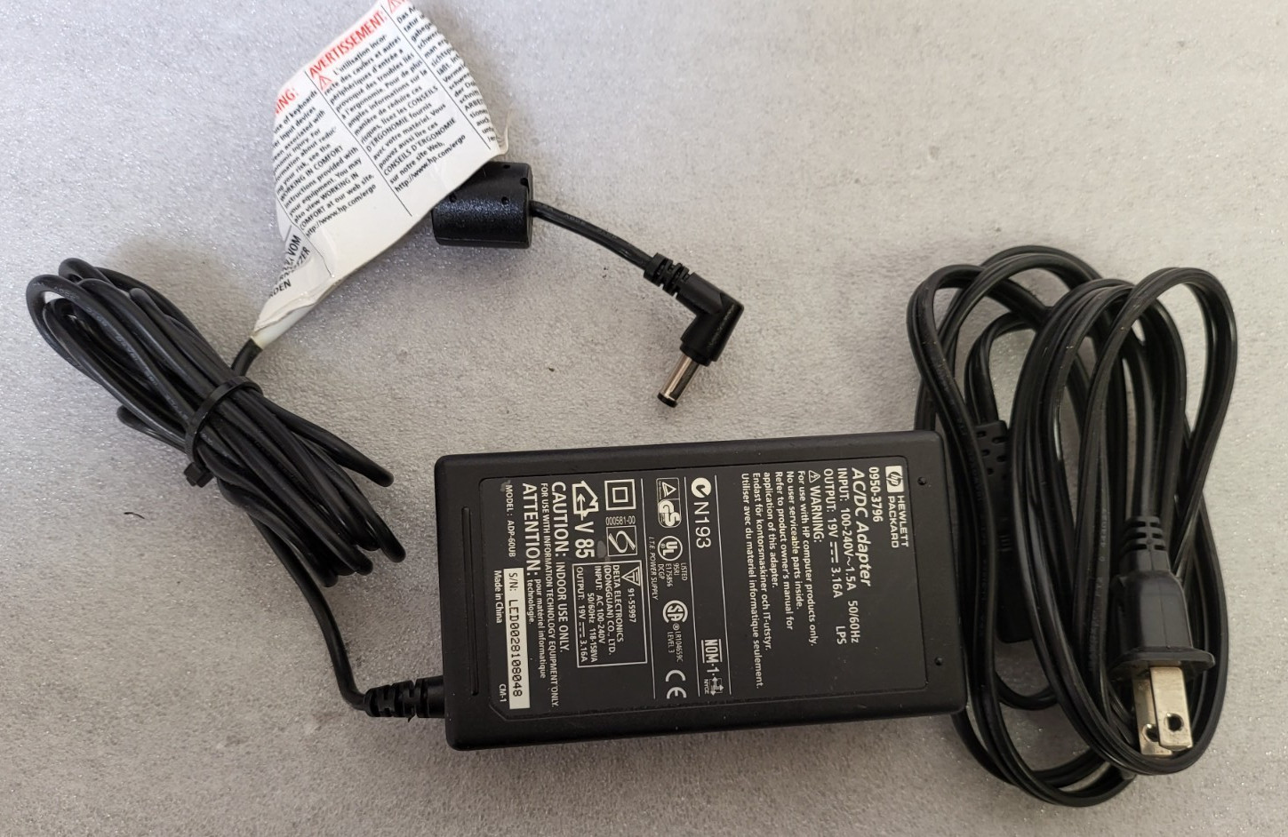 Genuine OEM HP Compaq 0950-3796 19V AC Power Adapter F1454A F1781A C8246A TESTED