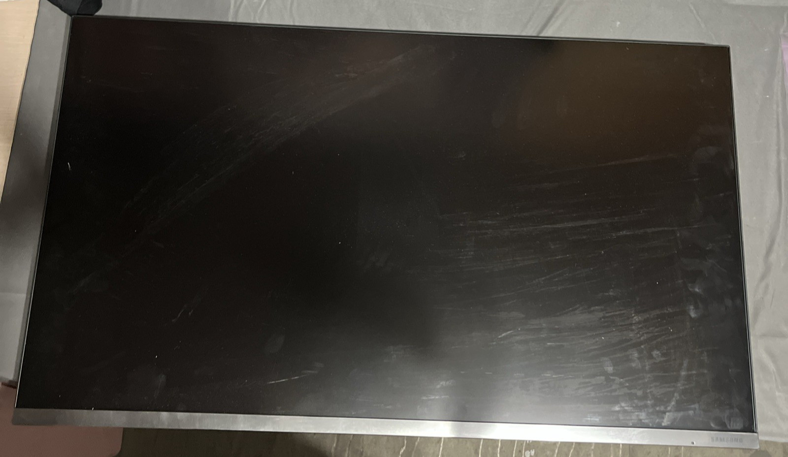 SAMSUNG COLOR DISPLAY UNIT F32TU874VN 32" MONITOR HDMI DISPLAYPORT