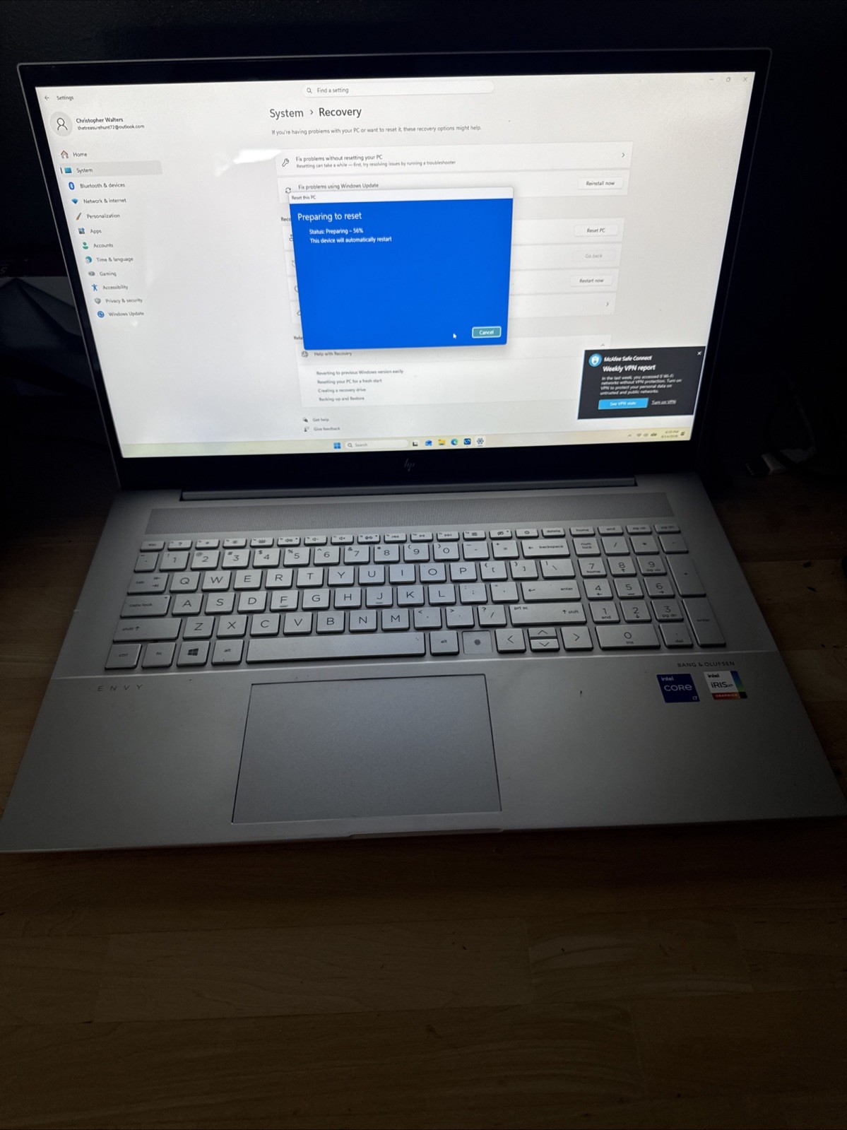 HP ENVY 17m-ch0013dx 17.3" (512GB SSD, Intel Core i7 11th Gen, 4.70 GHz,...