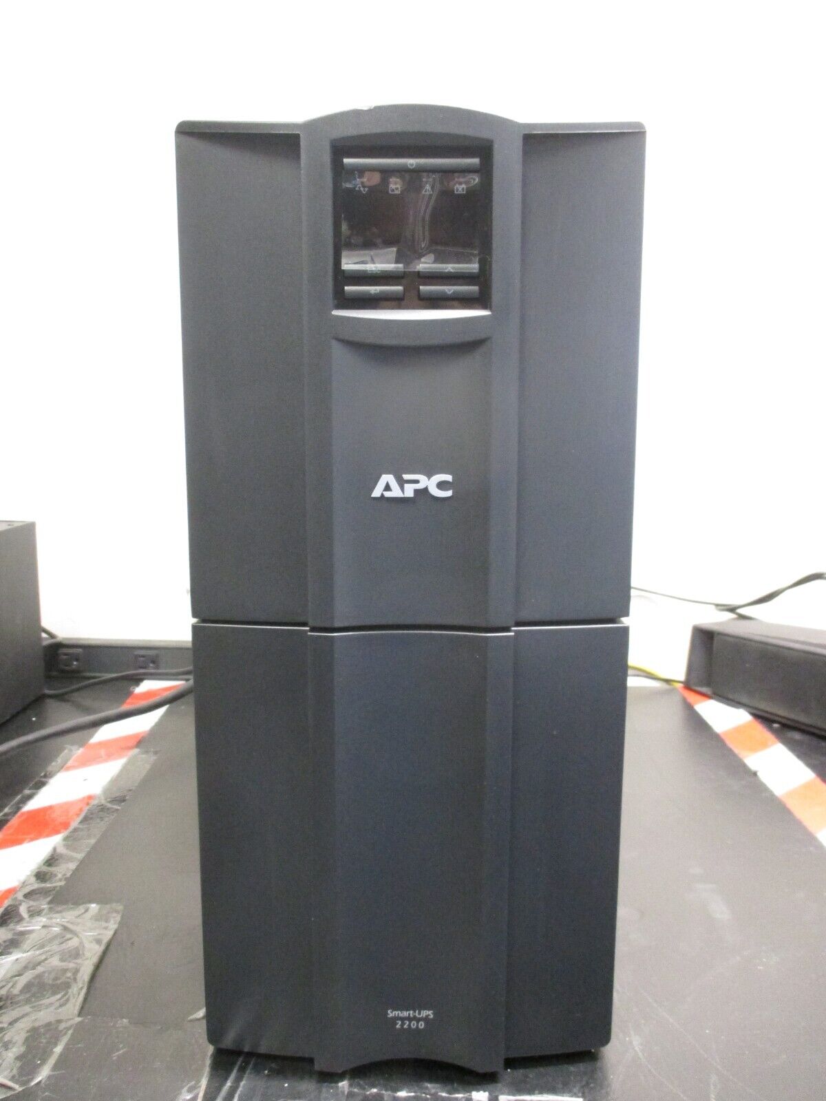 APC by Schneider Electric Smart-UPS SMT2200C 2.2KVA Tower UPS
