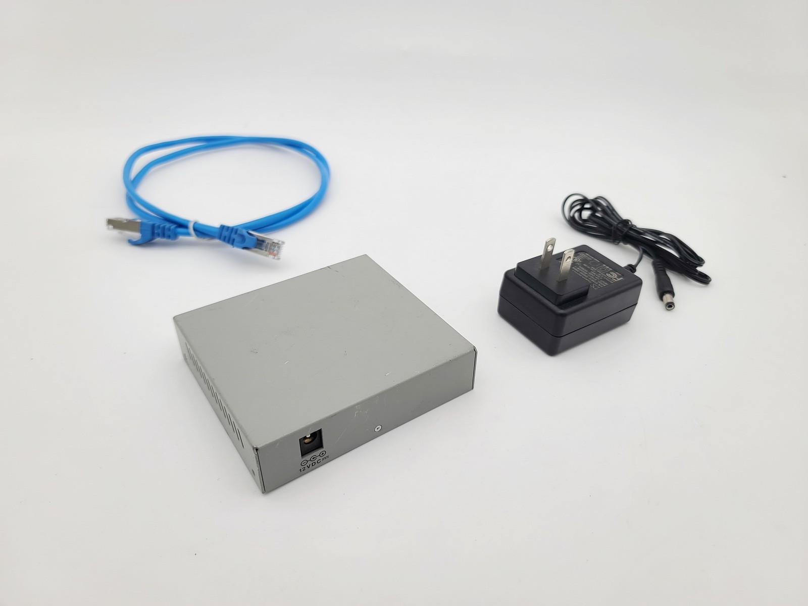 ALLIED TELESIS AT-MC101XL FAST ETHERNET MEDIA CONVERTER 10BASE-T TO 100BASE-FX