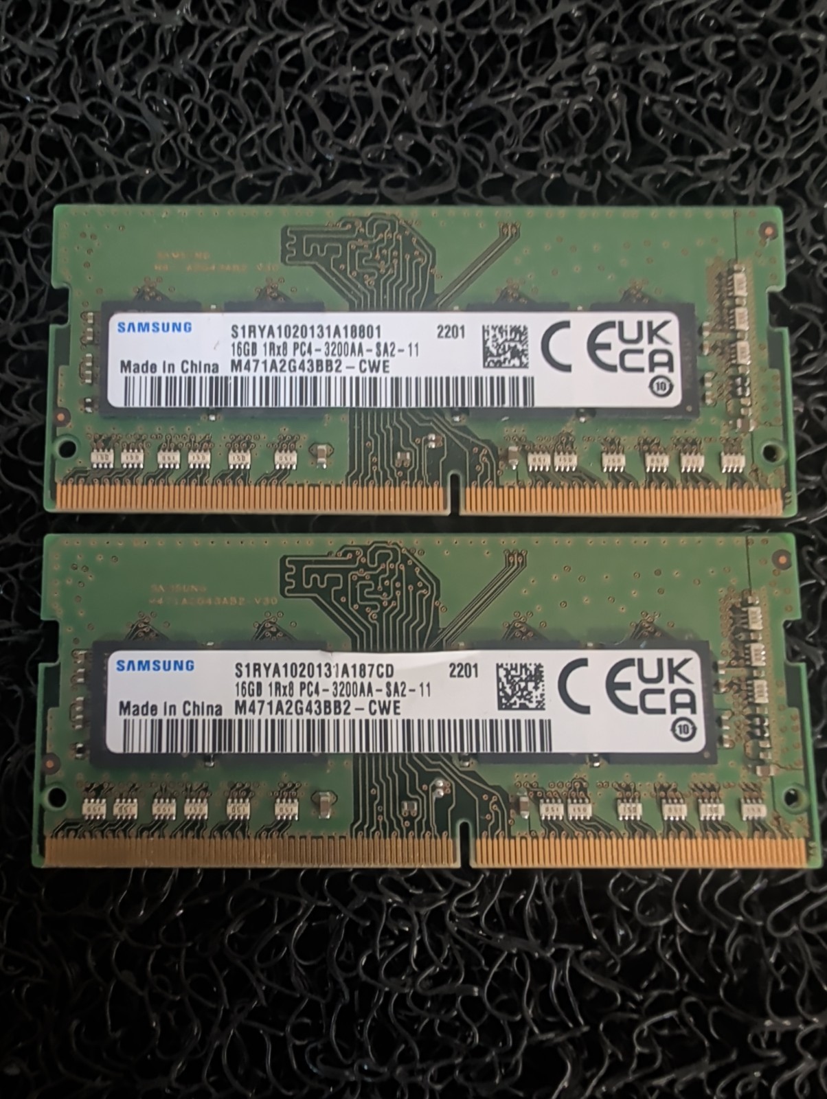 SAMSUNG 32 GB TOTAL 16GBx2 1Rx8 PC4-3200AA-SA2-11 M471A2G43BB2-CWE