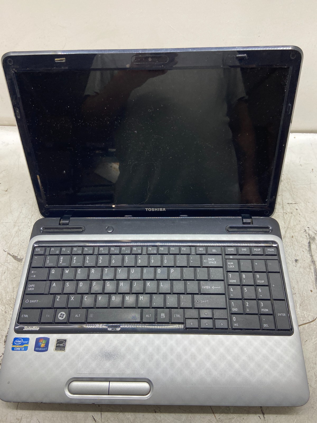Toshiba Satellite L755-S5214 Intel Core i3-2310M 2.1 GHz 4 GB NO HDD