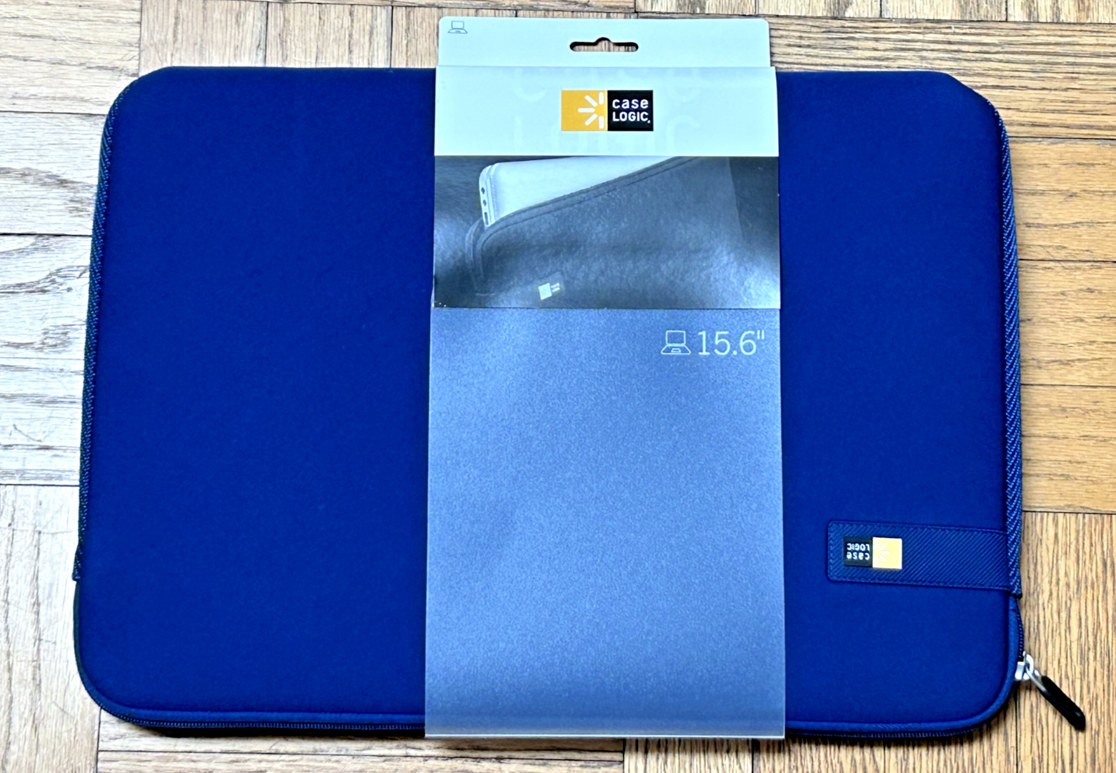 Case Logic 15.6" Dark Blue Computer Laptop Case Sleeve New LAPS 116