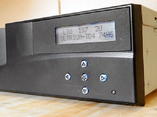 TANDBERG DATA Exabyte Magnum 1x7 LTO Ultrium-4 Tape Autoloader 