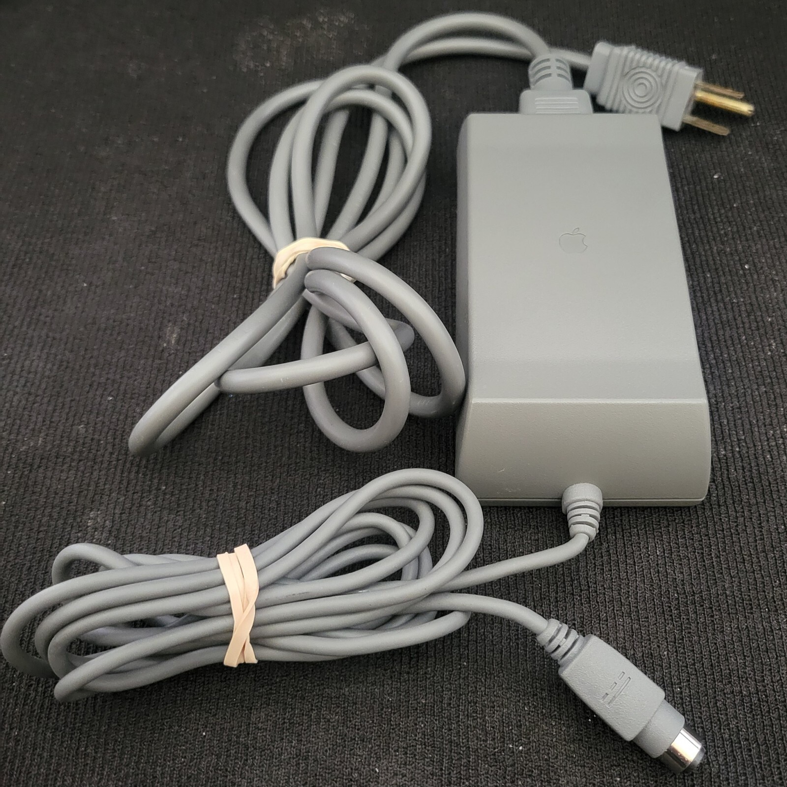 VINTAGE Apple M1893 PowerBook AC Adapter / Power Adapter/ Charger - Genuine