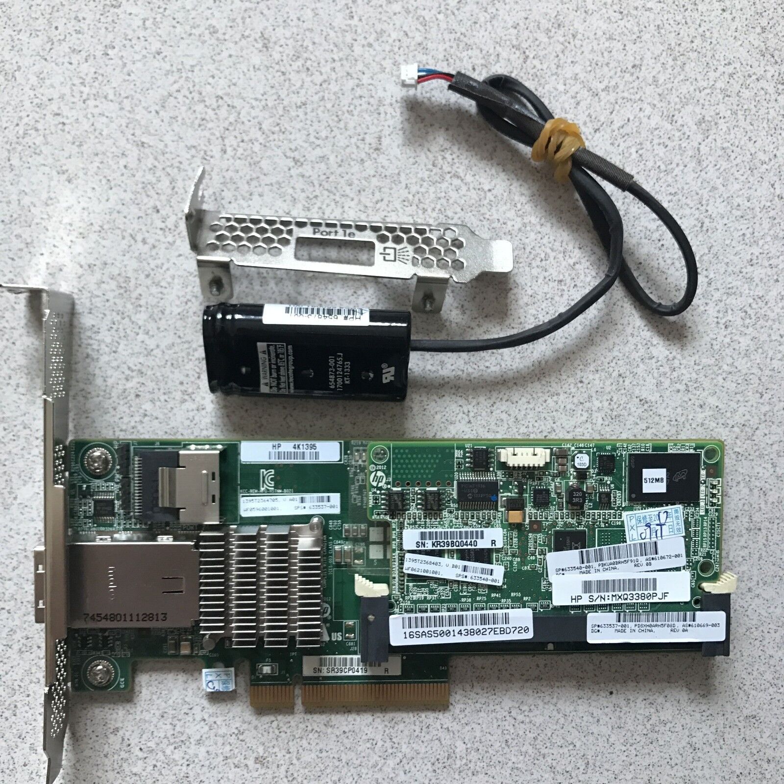 HP Smart Array P222/512MB FBWC 6Gb 2-Port SAS Controller +Battery