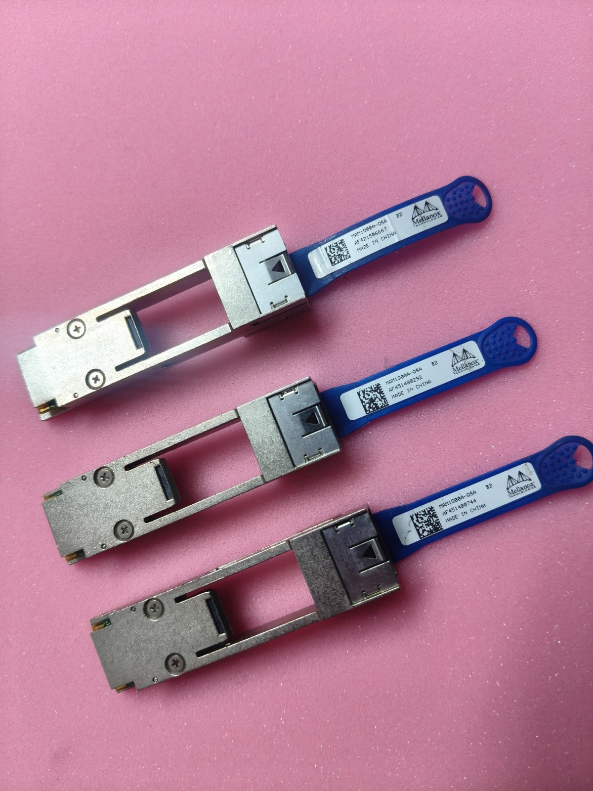 Mellanox MAM1Q00A-QSA QSFP/SFP+ 40G/10G Converter Transceiver