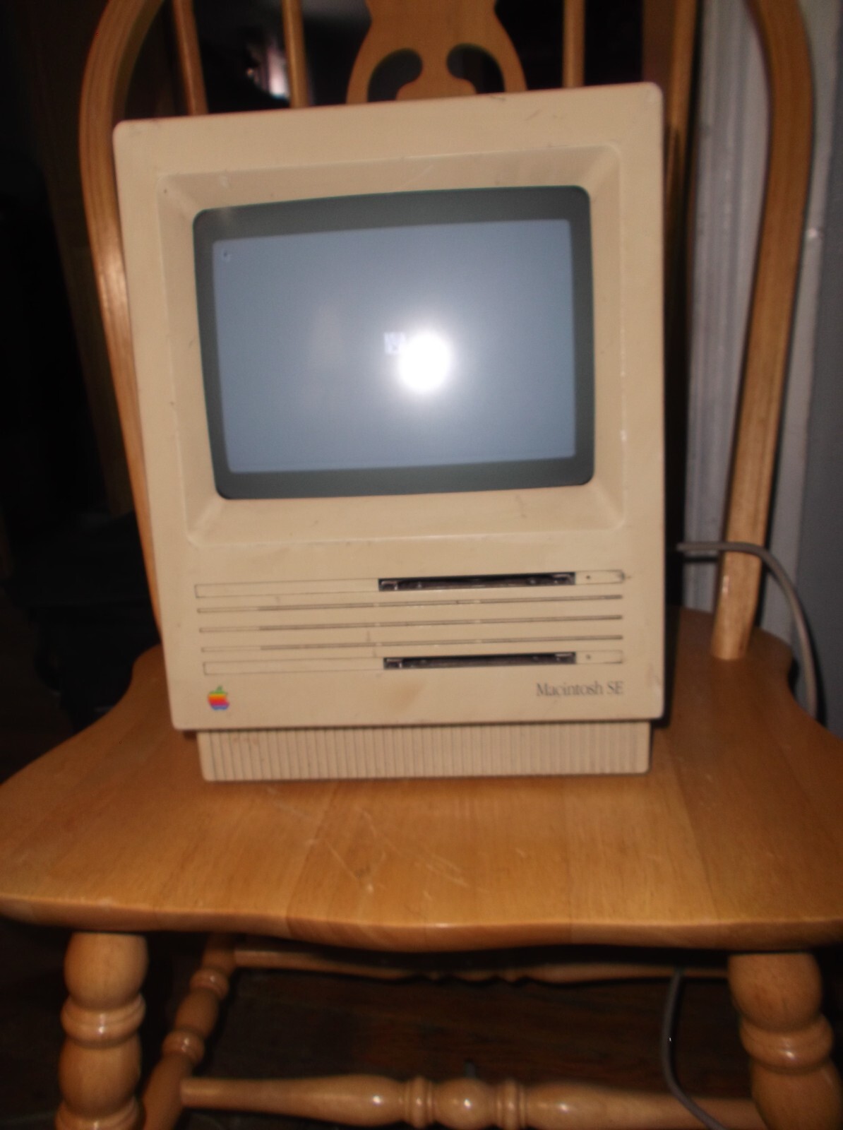 Vintage Rare Apple Macintosh SE Model M5010 Computer WITH MACINTOSH BLACK CASE