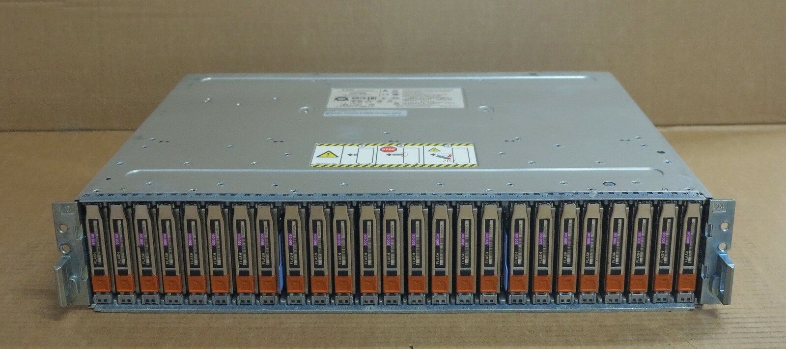 Dell EMC XtremIO SAE Expansion Array 25x 800GB 12G SSD 2x Controller 2x PSU