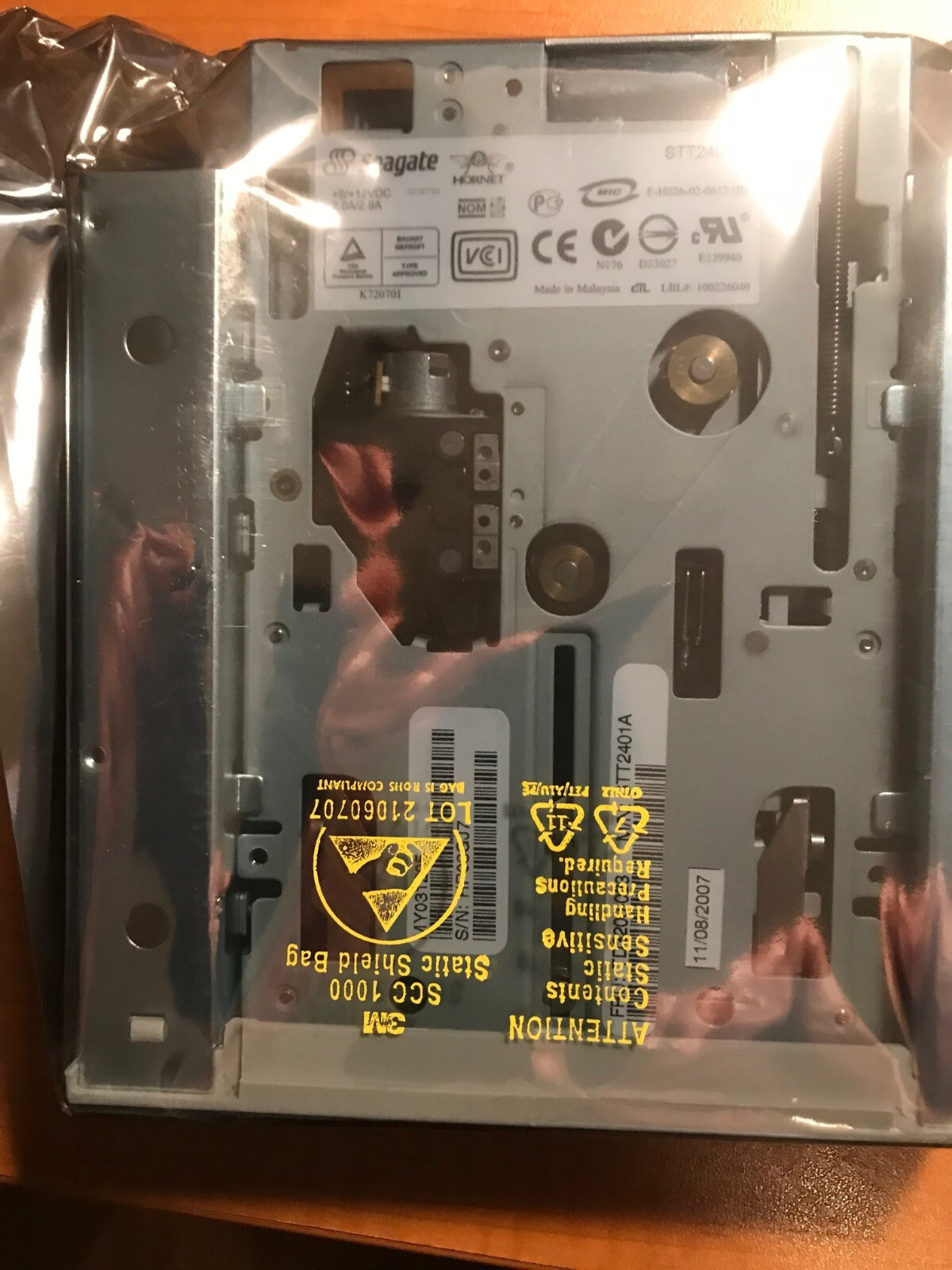 DH783 Dell Powervault 100T Internal TBU 20/40GB IDE STT2401A HH Tape Backup Unit