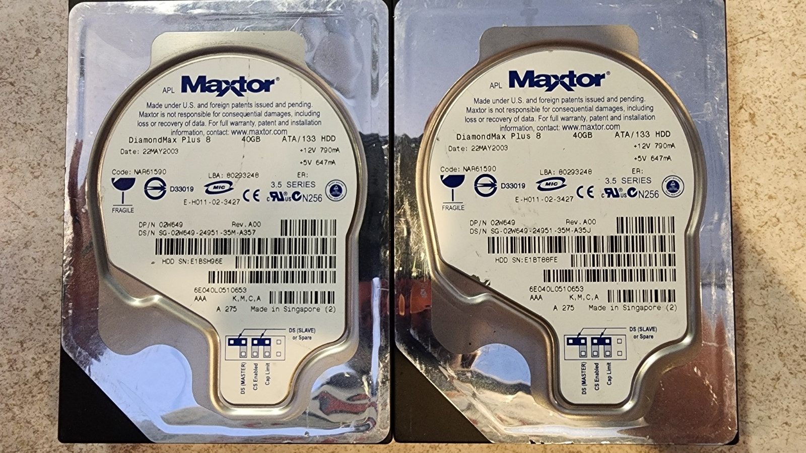 MAXTOR DIAMONDMAX PLUS 9 40GB IDE HDD LOT OF 2