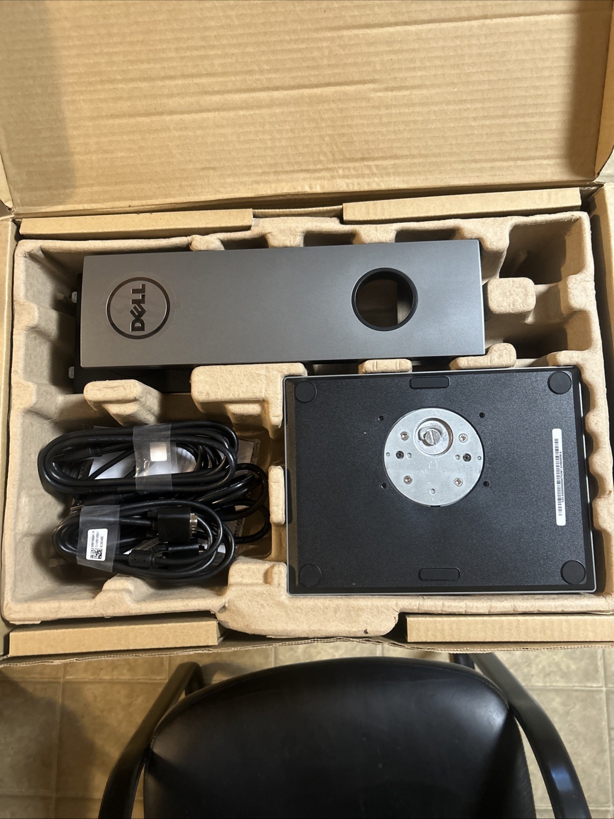 Dell P2217 - 22” Widescreen LED Monitor - New Open Box Never Used - Read Disc