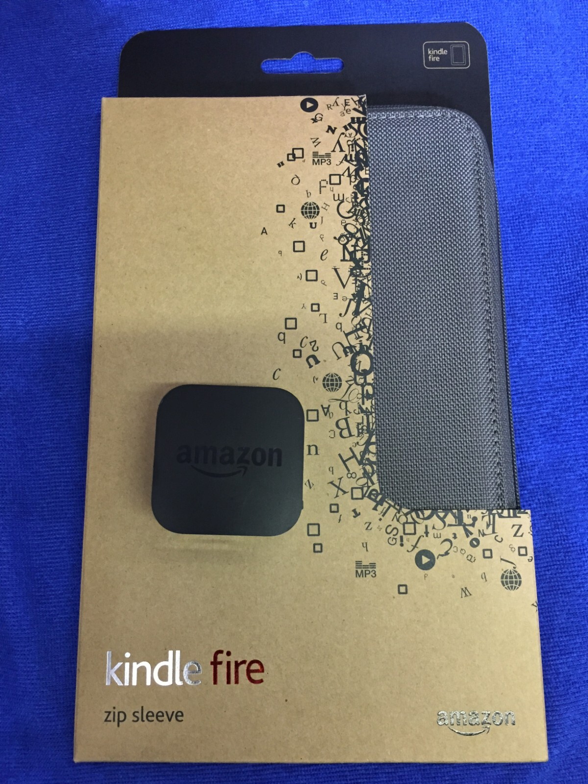 Lot 2 - Amazon Universal PowerFast 9W Charger & Amazon Kindle Fire Zip Sleeve