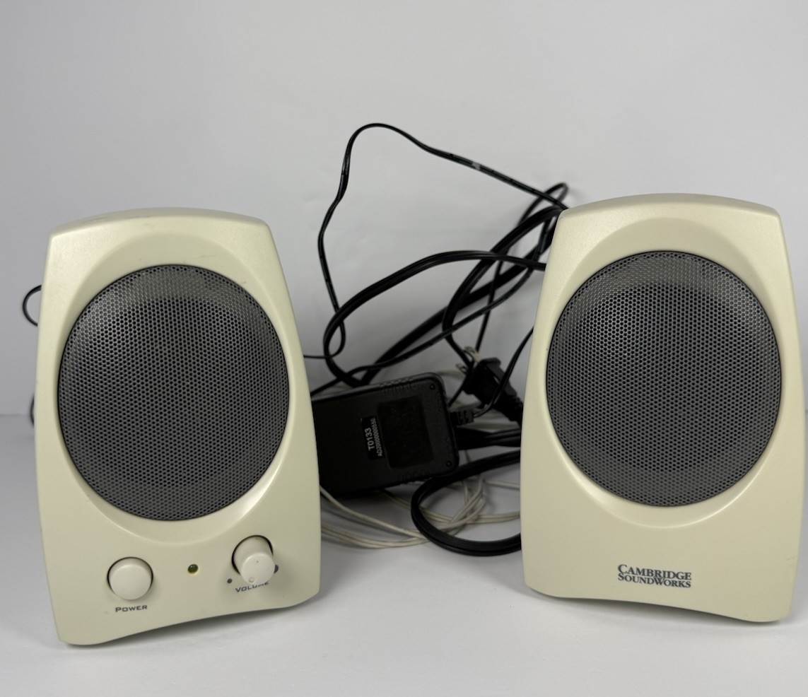 VTG Cambridge SoundWorks Creative GCS300 Computer Speakers w/ Original Adapter