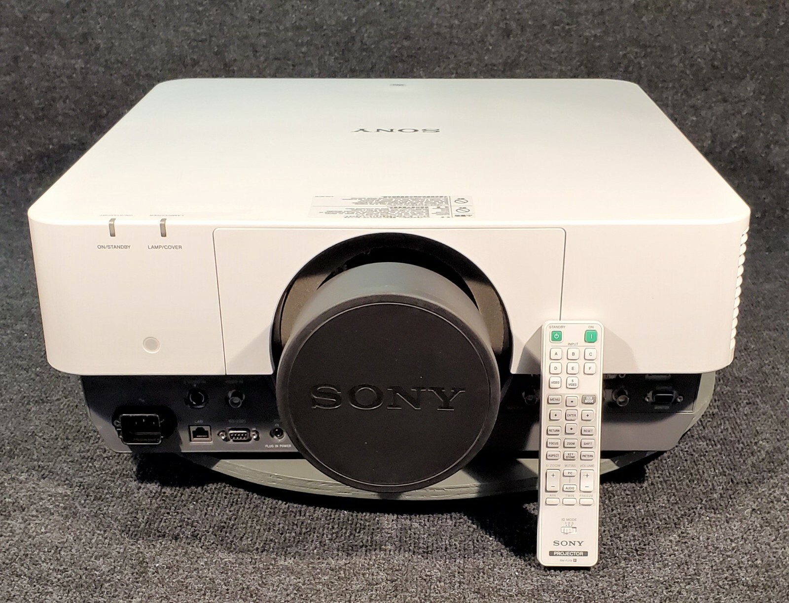 SONY VPL-FH500 WUXGA PROJECTOR w/ REMOTE CONTROL, LENS COVER. ONLY 472 LAMP HRS